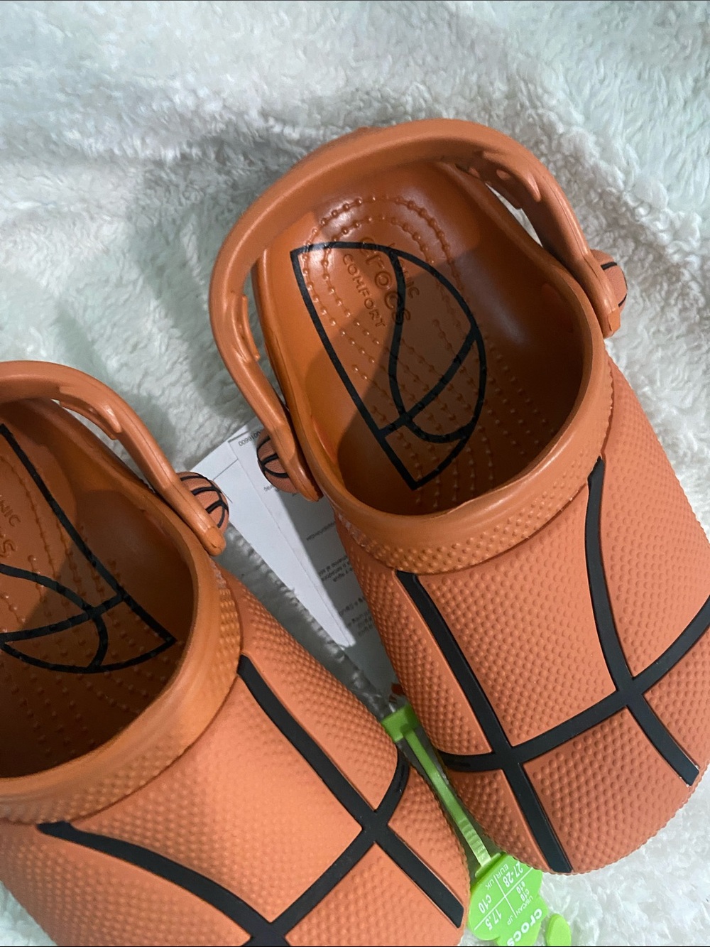 🏀Crocs Kids Classic Basketball Clog, Size C 10 & C 11 - Picture 4 of 8
